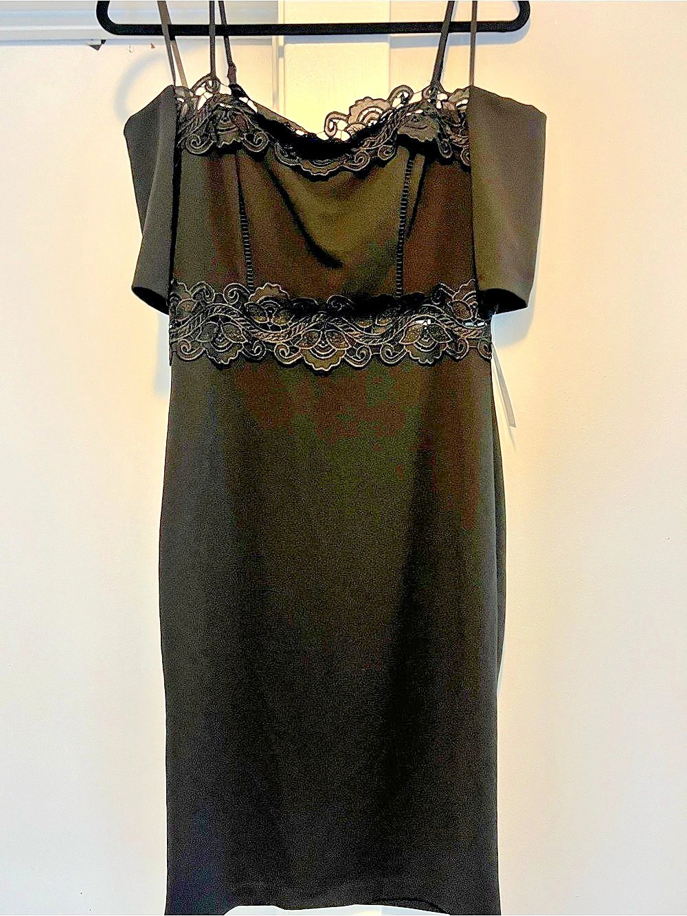Premier Amour Black Lace Cutout Midi Dress Size 8 NWT